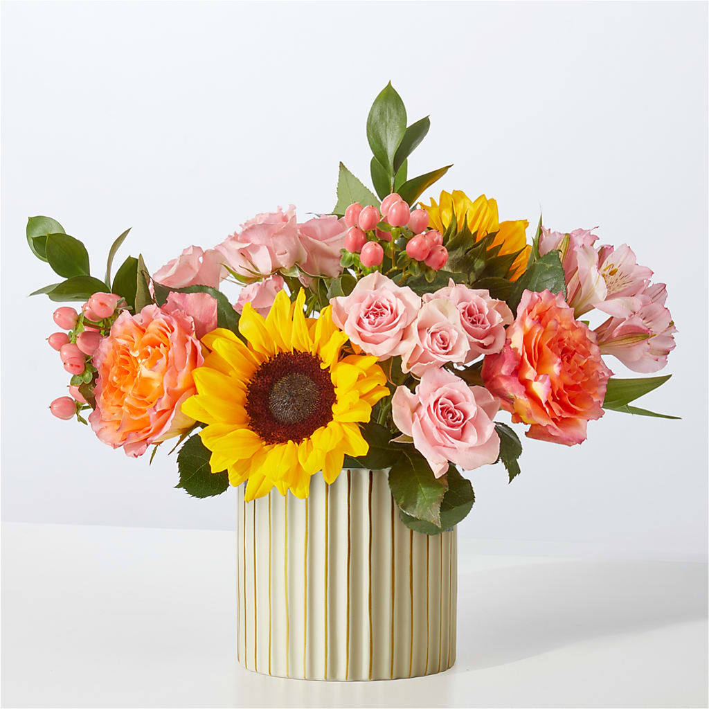 Sun's Out Bouquet – KENDRA'S FLORAL KREATIONS, Indianapolis IN