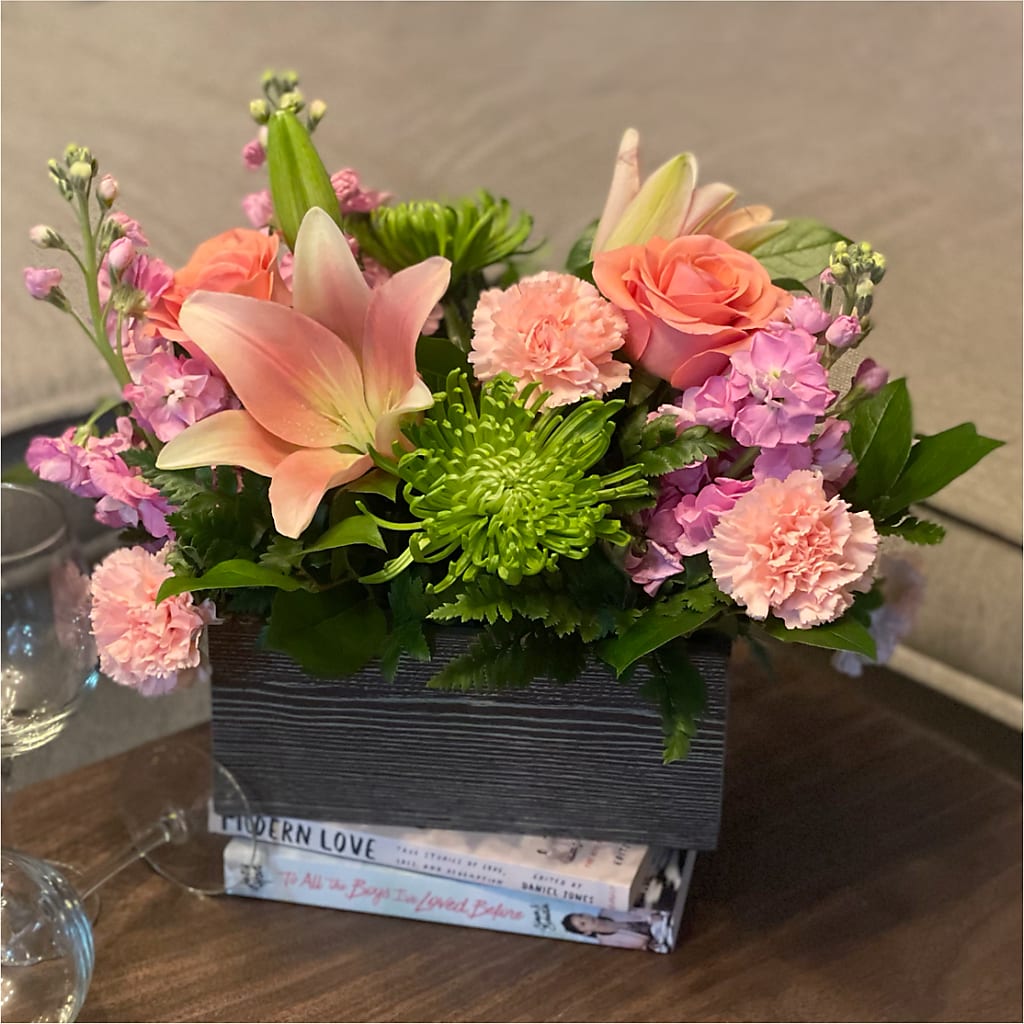 Beautiful Spirit Basket – KENDRA'S FLORAL KREATIONS, Indianapolis IN