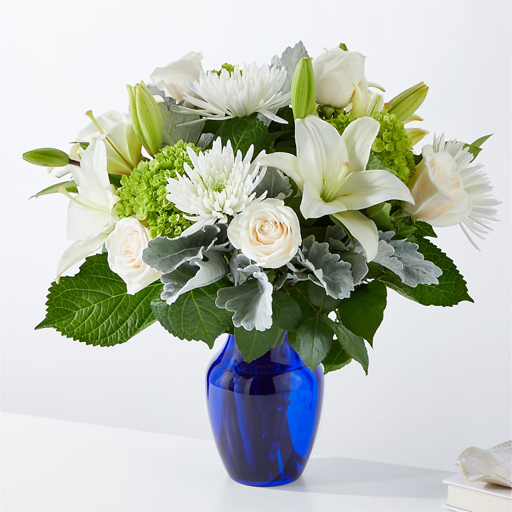 Snowy Dreams Bouquet – KENDRA'S FLORAL KREATIONS, Indianapolis IN
