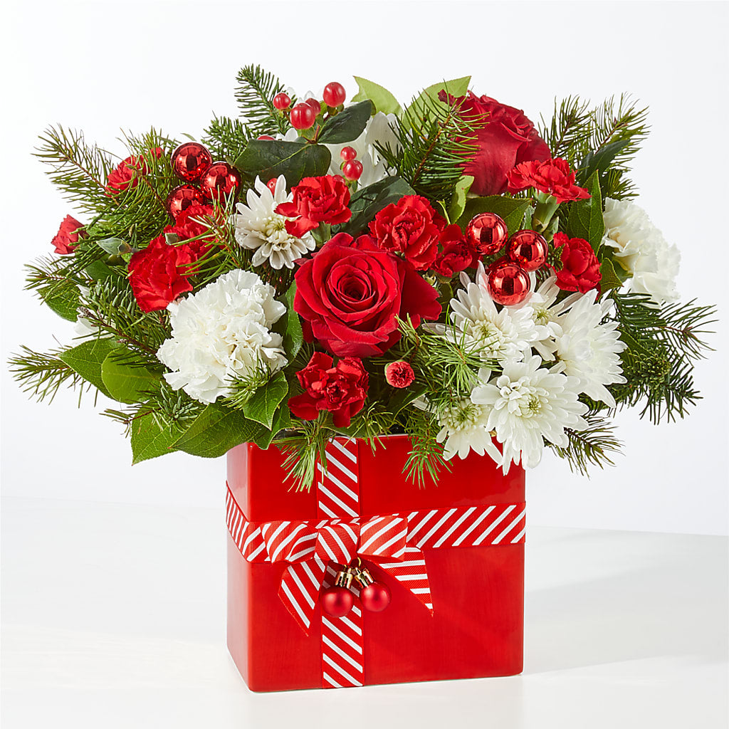 Presents Under the Tree Bouquet – KENDRA'S FLORAL KREATIONS, Indianapolis IN