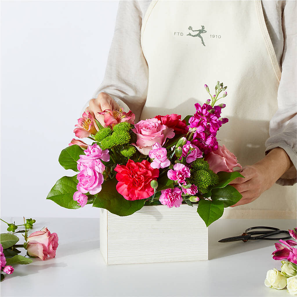 Sweetberry Box – A Florist Original – KENDRA'S FLORAL KREATIONS, Indianapolis IN
