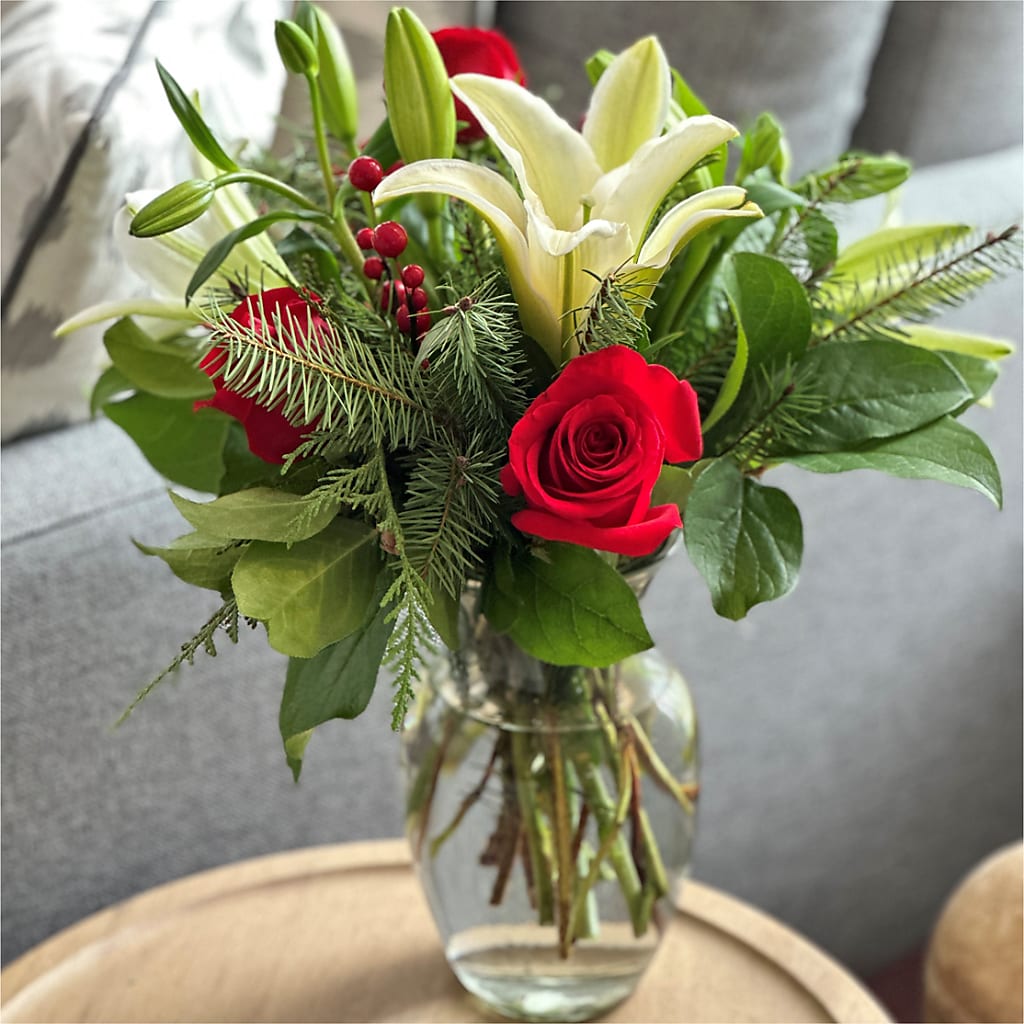 Sparkling Snowflakes Bouquet – KENDRA'S FLORAL KREATIONS, Indianapolis IN