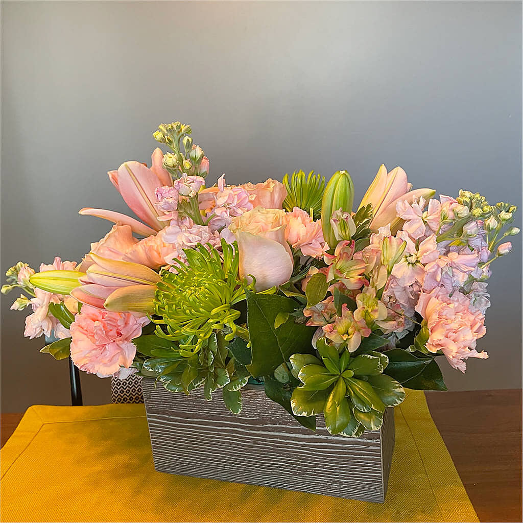 Beautiful Spirit Basket – KENDRA'S FLORAL KREATIONS, Indianapolis IN